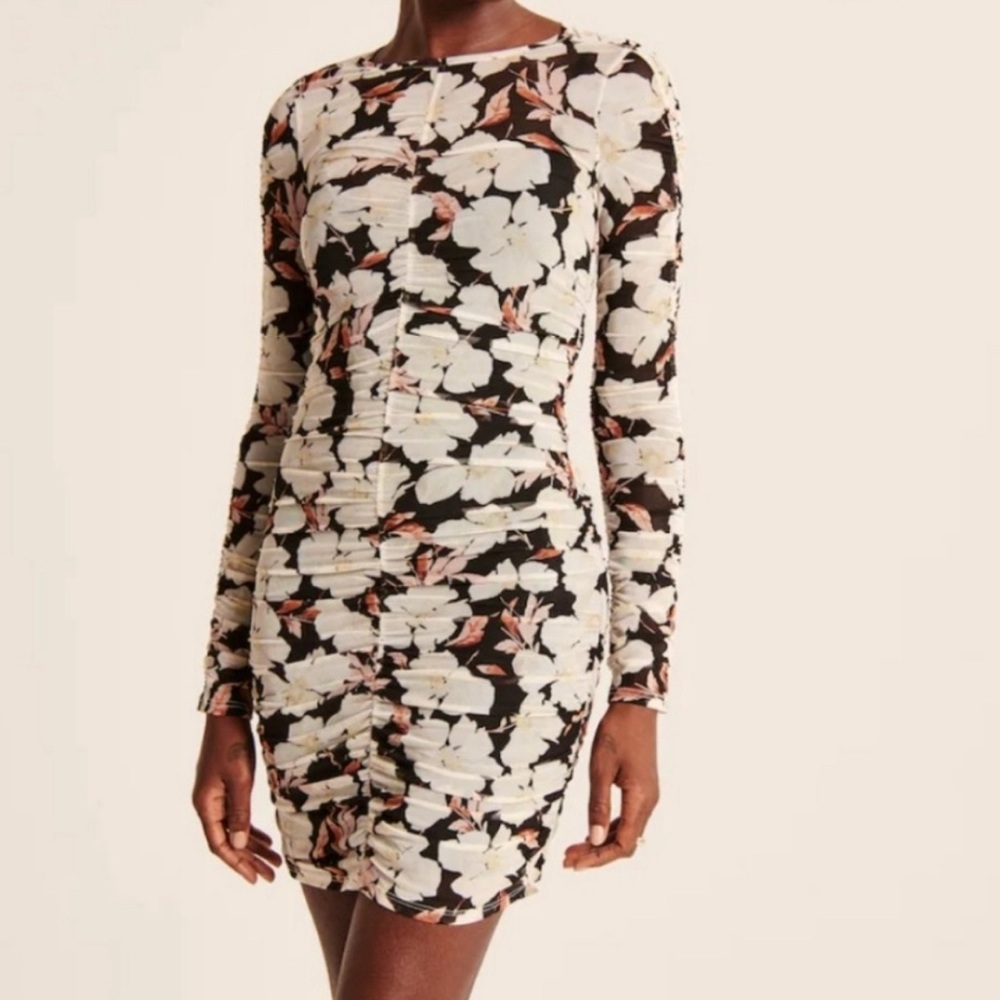 Long sleeve floral mini dress